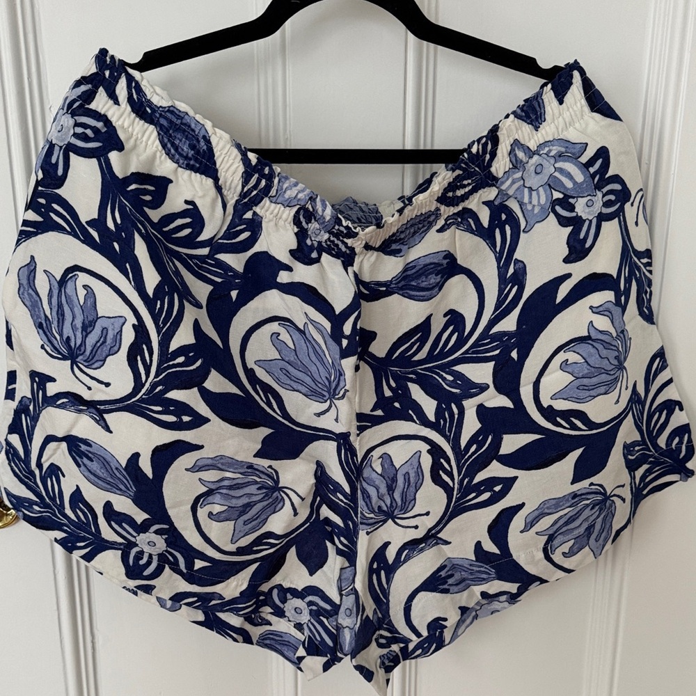 H&M Blue and White Linen Blend Shorts